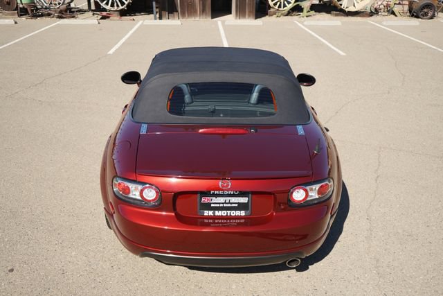Used 2006 MAZDA MX-5 Miata Sport w/ Appearance Pkg RWD image 15