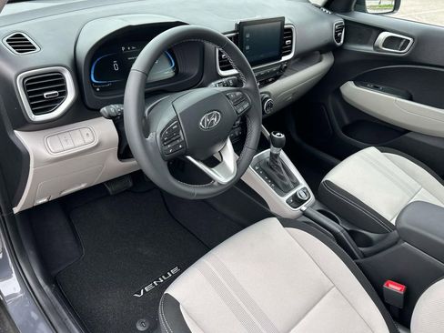 New 2026 Hyundai Venue SEL image 13