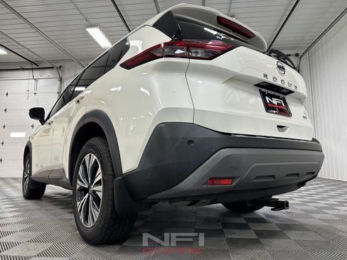 Used 2021 Nissan Rogue SV FWD image 21
