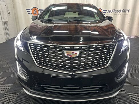 Used 2024 Cadillac XT5 Premium Luxury AWD/4WD image 4