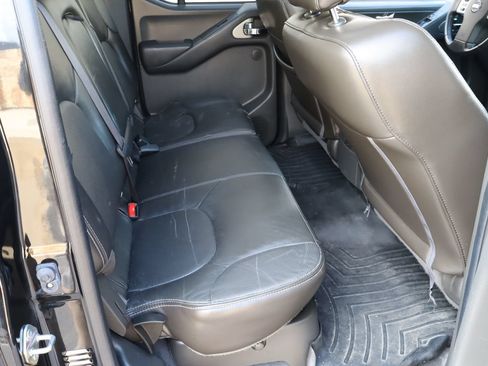 Used 2019 Nissan Frontier PRO-4X w/ Pro-4x Luxury Package AWD/4WD image 8