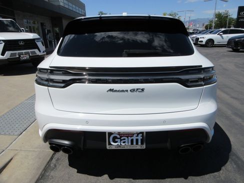Used 2022 Porsche Macan GTS AWD/4WD image 8