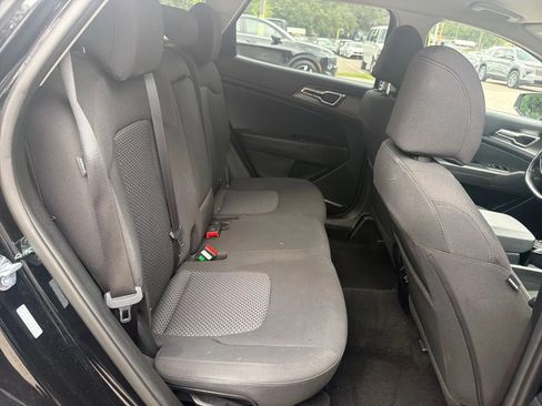 Used 2026 Kia Sportage LX FWD image 17