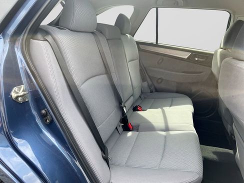 Used 2019 Subaru Outback 2.5i Premium image 28