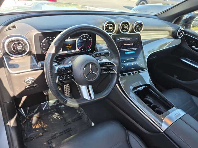 Used 2024 Mercedes-Benz GLC 300 4MATIC image 9