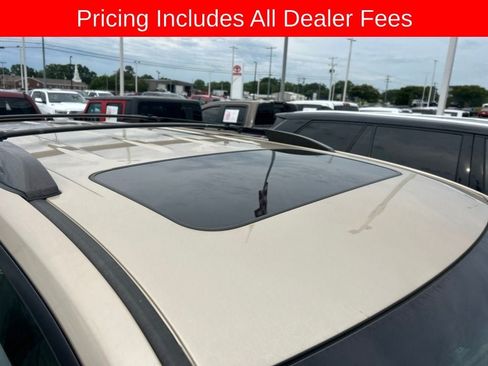Used 2013 Toyota Highlander SE AWD/4WD image 3