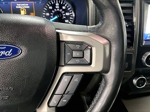 Used 2021 Ford Expedition XLT image 24