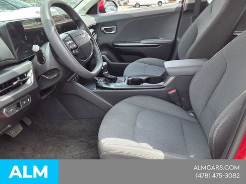 Used 2025 Kia K4 FWD image 4