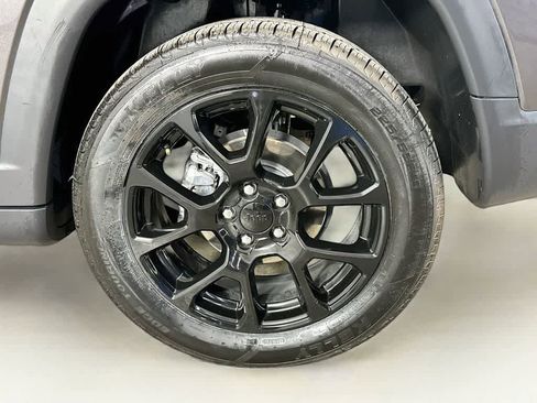 Used 2022 Jeep Compass Altitude image 7