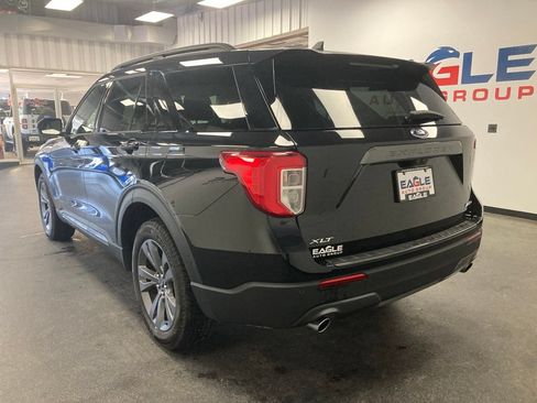 Used 2024 Ford Explorer XLT w/ Equipment Group 202A AWD/4WD image 8