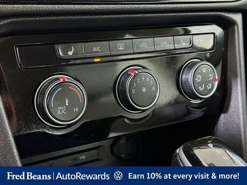 Certified 2023 Volkswagen Taos SE AWD/4WD image 19