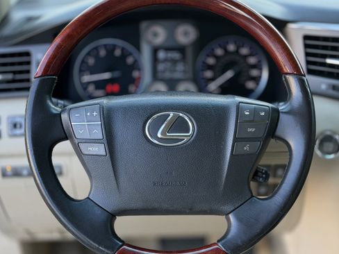 Used 2008 Lexus LX 570 4WD image 27