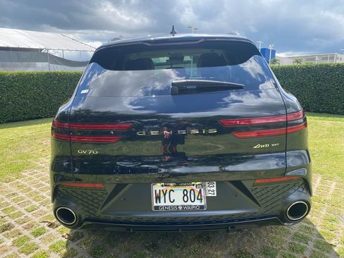 Used 2023 Genesis GV70 3.5T Sport w/ Sport Prestige Package AWD/4WD image 6