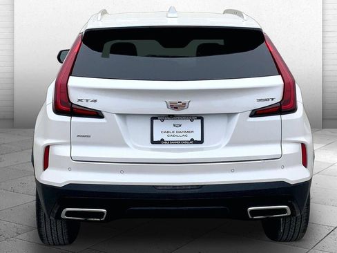 Certified 2024 Cadillac XT4 Premium Luxury image 3