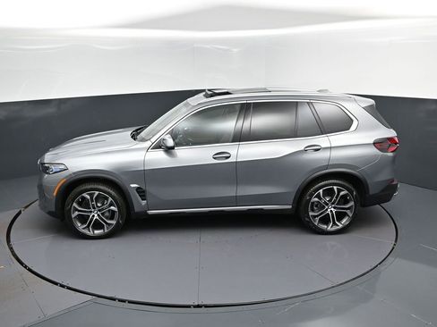 New 2026 BMW X5 sDrive40i RWD image 33