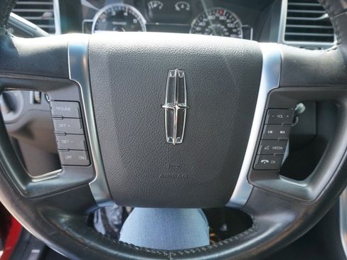 Used 2009 Lincoln MKS FWD image 15