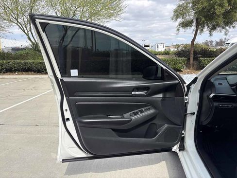 Used 2021 Nissan Altima 2.5 S w/ Driver Assist Package FWD image 19