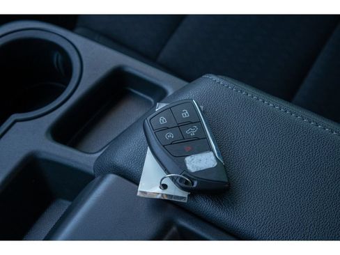Used 2022 Chevrolet Silverado 1500 RST AWD/4WD image 26
