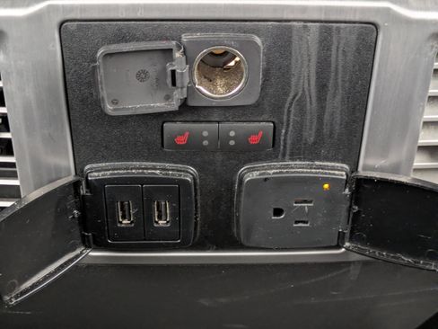 Used 2019 Ford F250 Platinum w/ Platinum Ultimate Package image 8