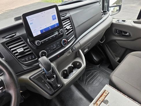 Used 2020 Ford Transit 250 Low Roof AWD image 19