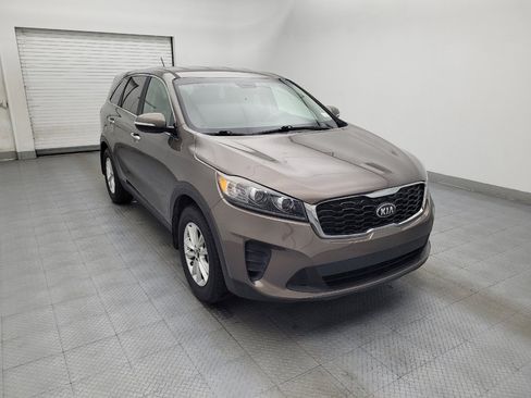Used 2019 Kia Sorento FWD image 13