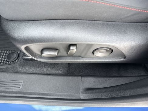 Certified 2025 Chevrolet Equinox RS w/ Safety and Technology Package image 16