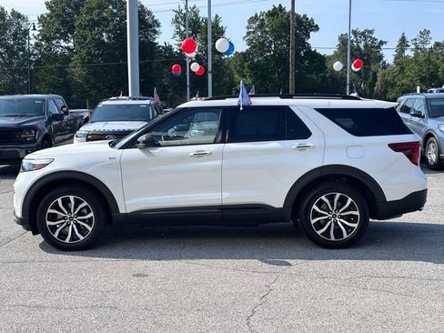 Certified 2022 Ford Explorer ST-Line w/ Class IV Trailer Tow Package AWD/4WD image 4