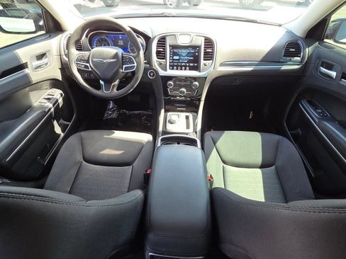 Used 2023 Chrysler 300 Touring w/ Sport Appearance Package RWD image 24