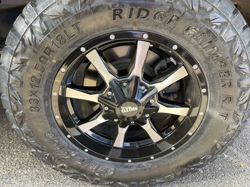 Used 2022 Chevrolet Silverado 1500 Custom RWD image 6