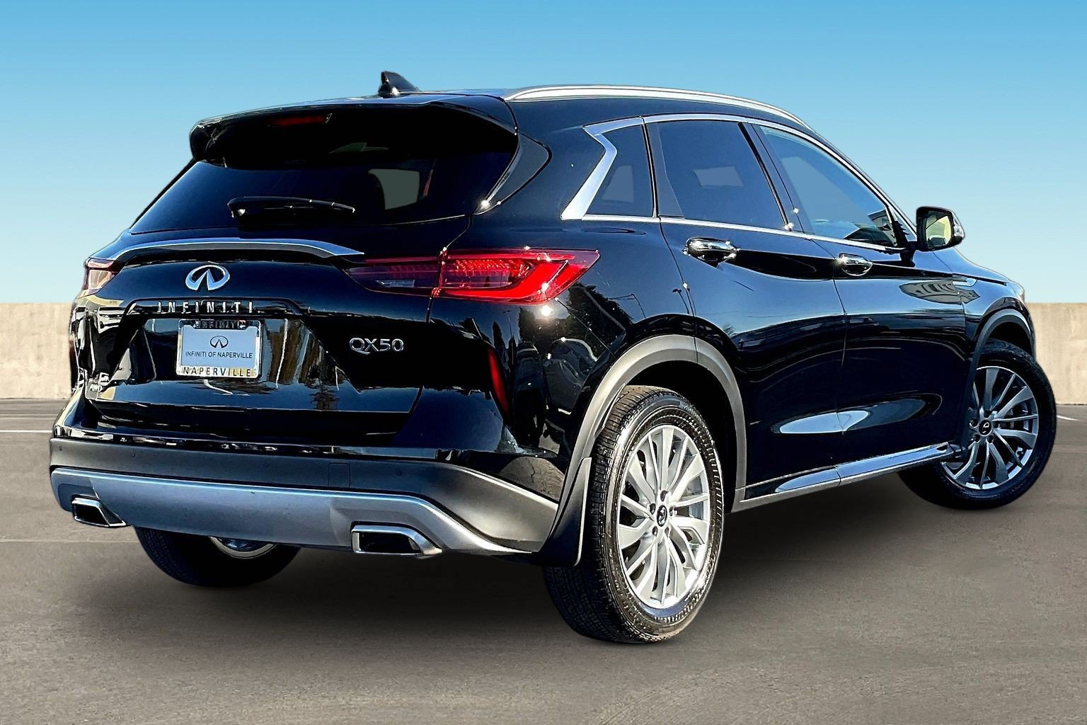 Certified 2024 INFINITI QX50 Luxe AWD/4WD image 5