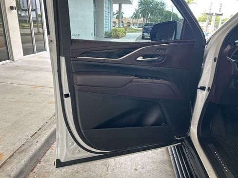 Used 2024 Cadillac Escalade V AWD/4WD image 57