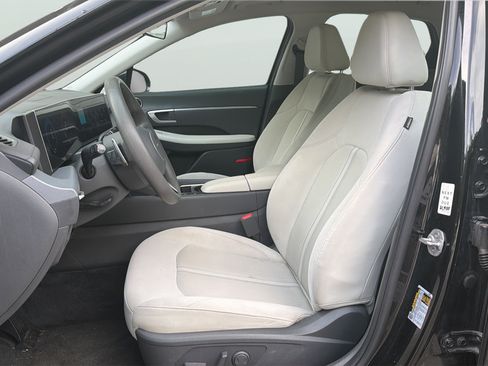 Used 2024 Hyundai Sonata SEL FWD image 8
