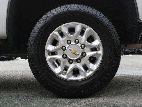 Used 2021 Chevrolet Silverado 3500 LT w/ Texas Edition image 31