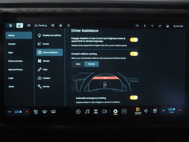 Used 2022 Rivian R1T AWD Adventure Quad image 37