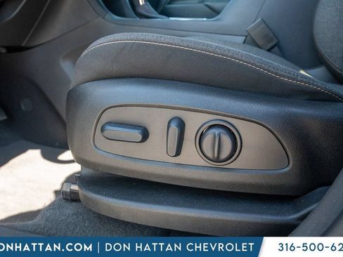 Used 2024 Chevrolet Equinox LT FWD image 21