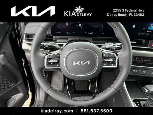 New 2026 Kia Carnival SX Prestige FWD image 32