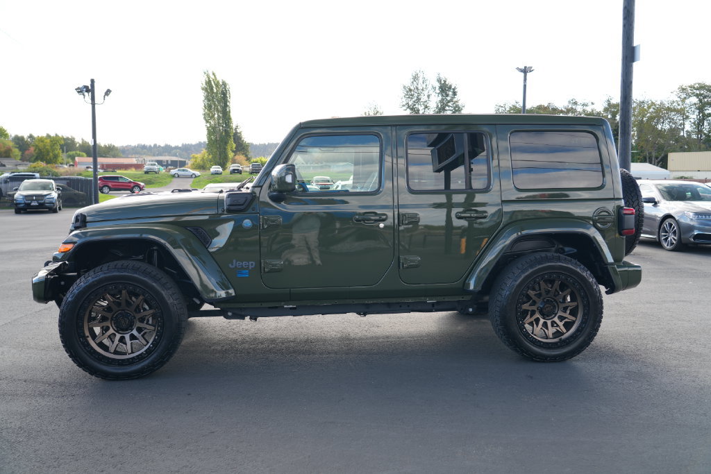 Used 2024 Jeep Wrangler High Altitude AWD/4WD image 14