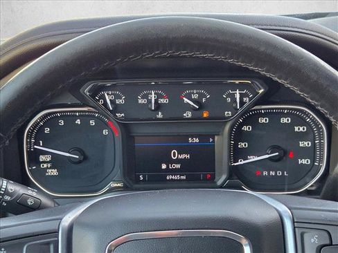 Used 2021 GMC Sierra 1500 SLT RWD image 14