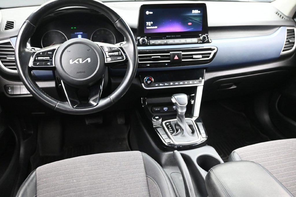 Used 2022 Kia Seltos S FWD image 15