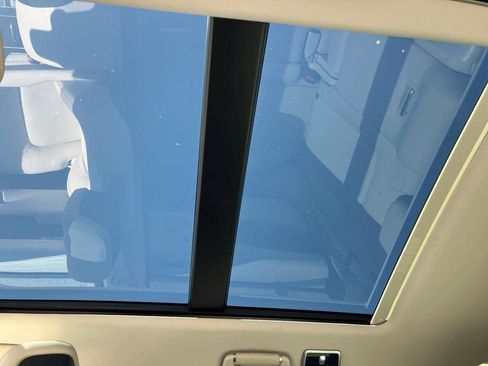 Used 2021 Land Rover Range Rover image 22