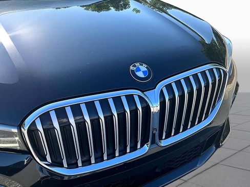 Used 2020 BMW 750i xDrive w/ Executive Package AWD/4WD image 31