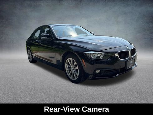 Used 2016 BMW 320i xDrive Sedan AWD/4WD image 9
