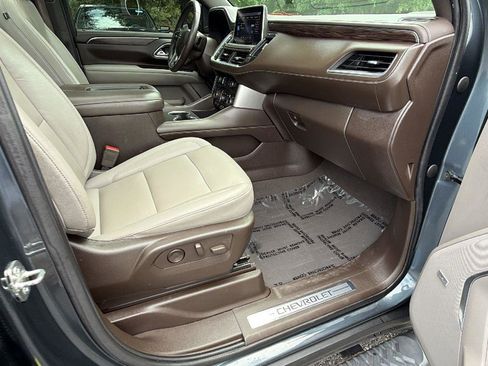Used 2021 Chevrolet Tahoe Z71 w/ Rear Media and Nav Package AWD/4WD image 20