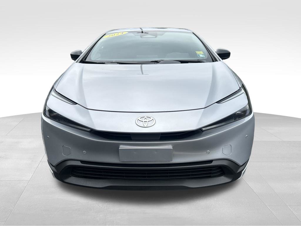 Certified 2024 Toyota Prius LE FWD image 8