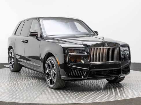 New 2026 Rolls-Royce Cullinan Black Badge image 53