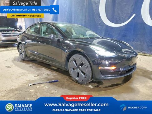 Used 2022 Tesla Model 3 Long Range AWD/4WD image 5