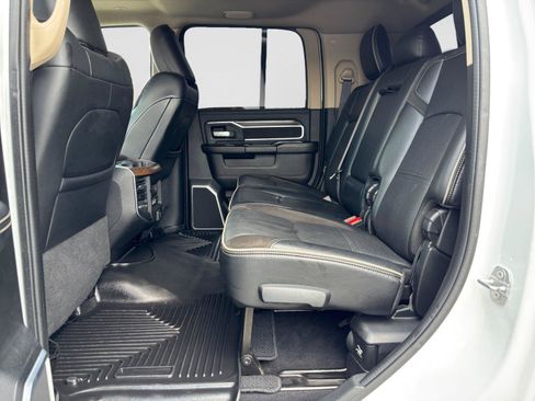 Used 2022 RAM 2500 Laramie AWD/4WD image 45