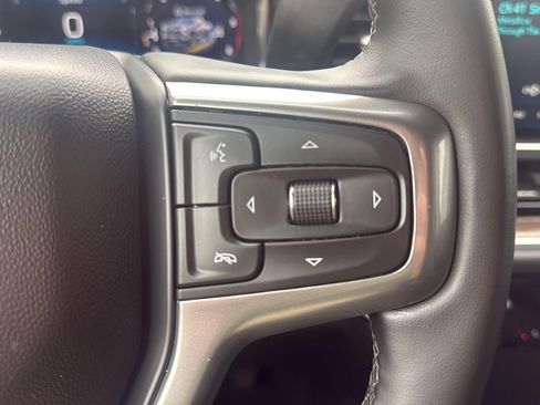 Used 2025 Chevrolet Silverado 2500 LT w/ Convenience Package image 21