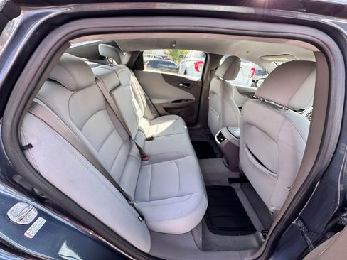 Used 2021 Chevrolet Malibu LT image 26