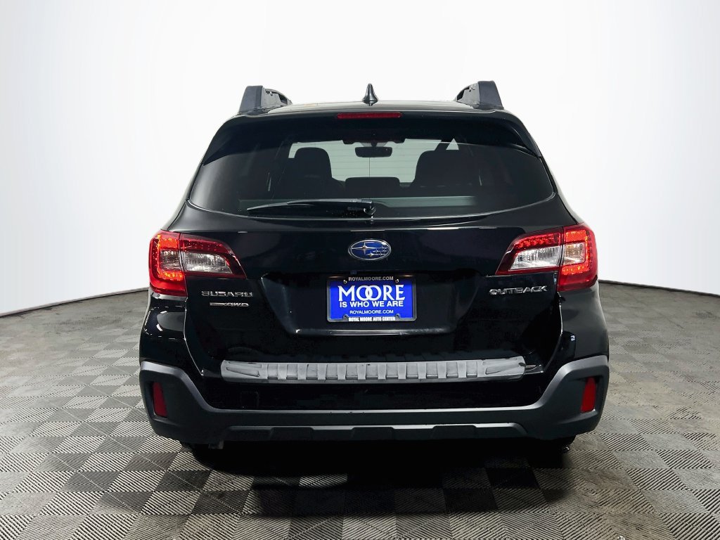 Used 2019 Subaru Outback 2.5i Premium AWD/4WD image 6